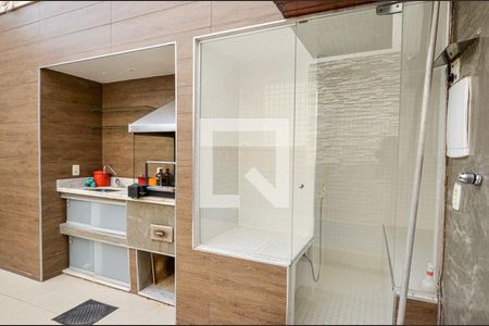 Casa à venda com 360m², 4 quartos e 2 vagasEspaço Gourmet / Piscina