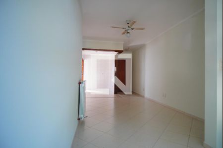 Sala de apartamento para alugar com 3 quartos, 91m² em São Sebastião, Porto Alegre