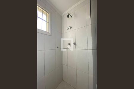 Casa à venda com 90m², 2 quartos e 3 vagasBox do Banheiro Social
