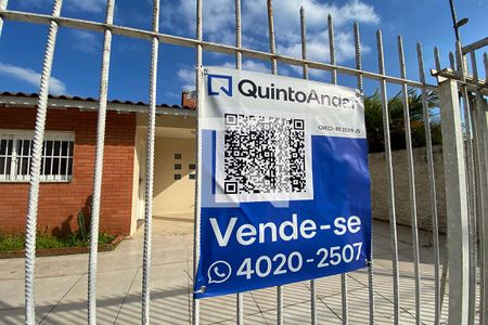 Casa à venda com 90m², 2 quartos e 3 vagasFachada