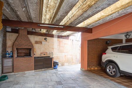 Casa para alugar com 300m², 3 quartos e 4 vagasQuintal