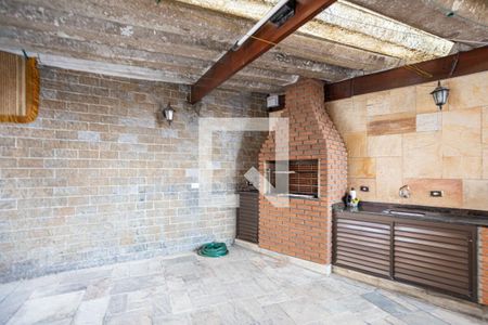 Casa para alugar com 300m², 3 quartos e 4 vagasQuintal