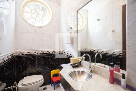 Lavabo de casa para alugar com 3 quartos, 300m² em Vila Campesina, Osasco