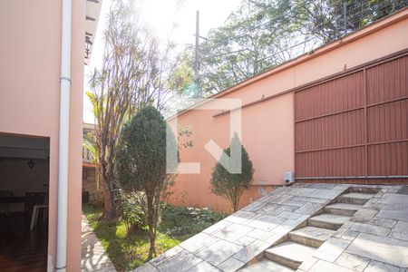 Casa para alugar com 300m², 3 quartos e 4 vagasQuintal