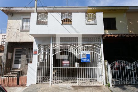 Casa à venda com 120m², 2 quartos e 1 vagaFachada