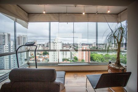 Apartamento à venda com 140m², 3 quartos e 2 vagasVaranda