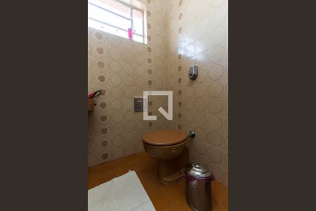 Casa à venda com 160m², 3 quartos e 2 vagasBanheiro da Suíte