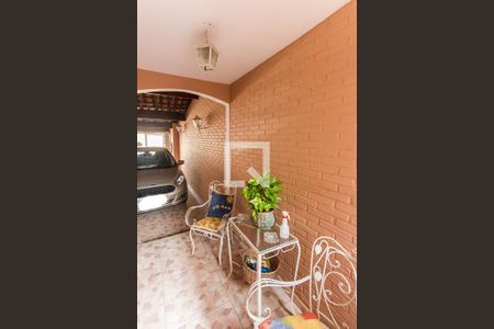 Casa à venda com 160m², 3 quartos e 2 vagasCorredor