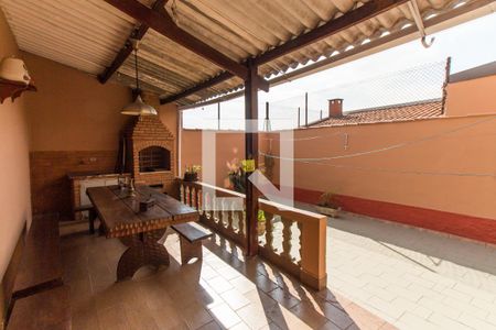 Casa à venda com 160m², 3 quartos e 2 vagasQuintal