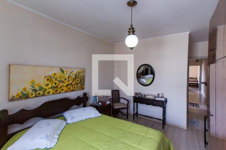 Casa à venda com 160m², 3 quartos e 2 vagasSuíte