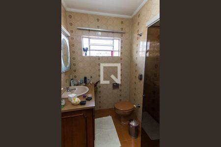 Casa à venda com 160m², 3 quartos e 2 vagasBanheiro da Suíte