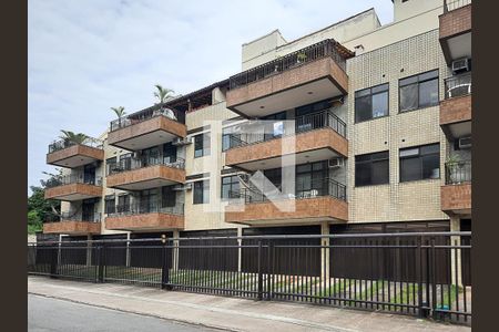 Apartamento à venda com 100m², 2 quartos e 2 vagasFachada 