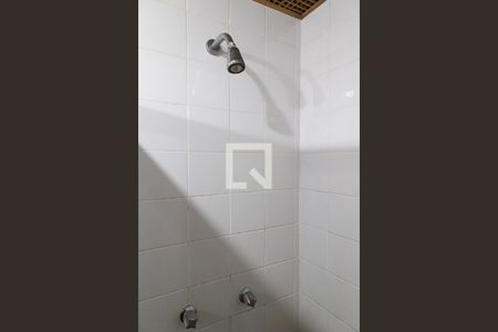 Apartamento à venda com 100m², 2 quartos e 2 vagasBanheiro da suíte 