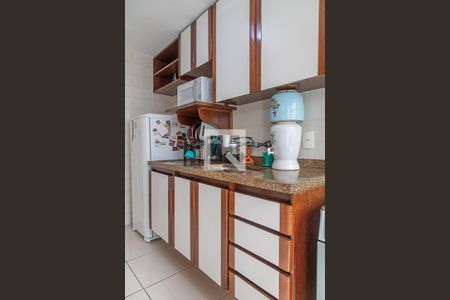 Apartamento à venda com 100m², 2 quartos e 2 vagasCozinha 