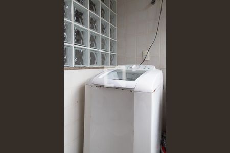 Apartamento à venda com 100m², 2 quartos e 2 vagasÁrea de serviço 