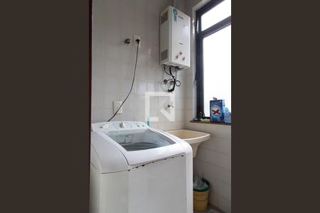 Apartamento à venda com 100m², 2 quartos e 2 vagasÁrea de serviço 