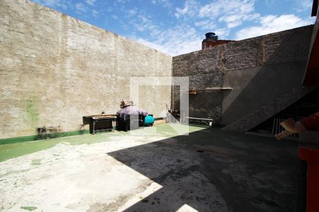 Casa para alugar com 206m², 3 quartos e 2 vagasQuintal