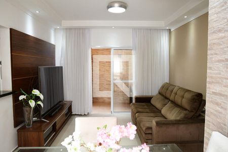 Sala de casa de condomínio para alugar com 2 quartos, 121m² em Paisagem Renoir, Cotia