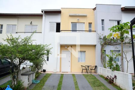 Casa de condomínio para alugar com 121m², 2 quartos e 2 vagasFachada