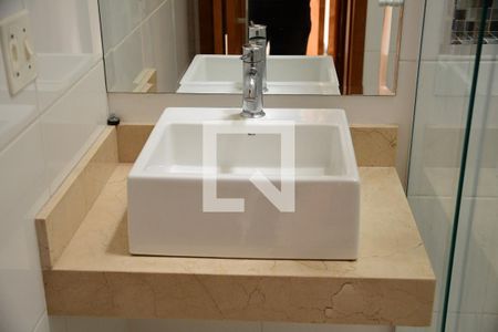 Casa de condomínio para alugar com 121m², 2 quartos e 2 vagasBanheiro da Suite 2