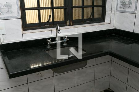 Casa à venda com 135m², 2 quartos e 3 vagascozinha