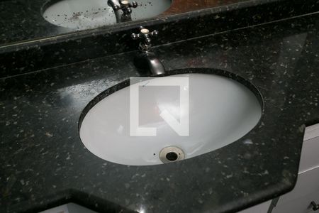 Casa à venda com 135m², 2 quartos e 3 vagasBanheiro