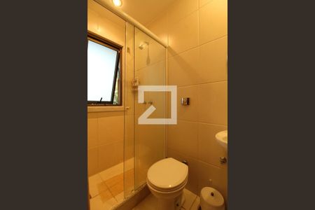 Casa à venda com 769m², 5 quartos e 4 vagasBanheiro de Serviço 