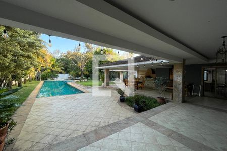 Casa à venda com 769m², 5 quartos e 4 vagasPiscina