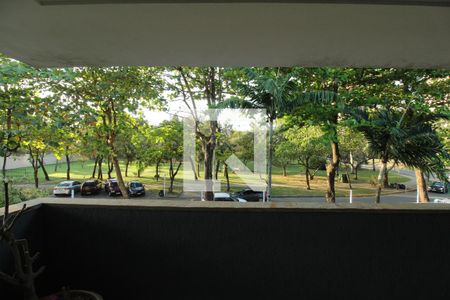 Casa à venda com 769m², 5 quartos e 4 vagasVista - Suíte 3