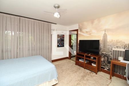 Casa à venda com 769m², 5 quartos e 4 vagasSuíte 2