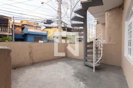 Casa à venda com 160m², 3 quartos e 2 vagas Casa à venda com 160m², 3 quartos e 2 vagasEntrada