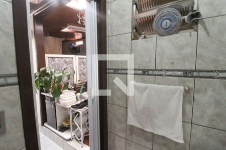 Casa à venda com 298m², 3 quartos e 1 vaga Casa à venda com 298m², 3 quartos e 1 vagaBanheiro