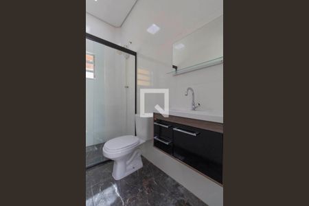 Casa para alugar com 140m², 2 quartos e 2 vagas Casa para alugar com 140m², 2 quartos e 2 vagasBanheiro