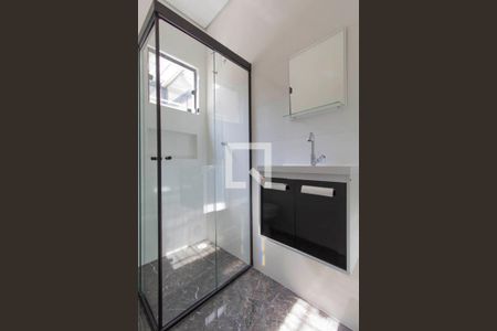 Casa para alugar com 140m², 2 quartos e 2 vagas Casa para alugar com 140m², 2 quartos e 2 vagasBanheiro Suíte