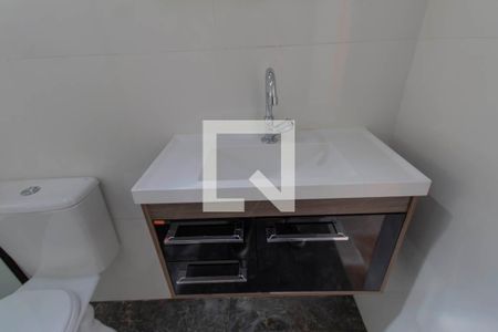 Casa para alugar com 140m², 2 quartos e 2 vagas Casa para alugar com 140m², 2 quartos e 2 vagasBanheiro