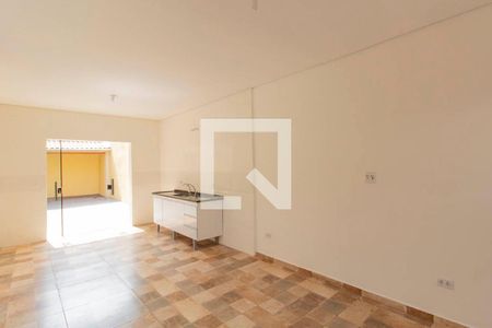 Sala e Cozinha Integrada de casa para alugar com 2 quartos, 140m² em Vila Talarico, São Paulo