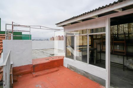 Casa à venda com 196m², 3 quartos e 4 vagasQuintal