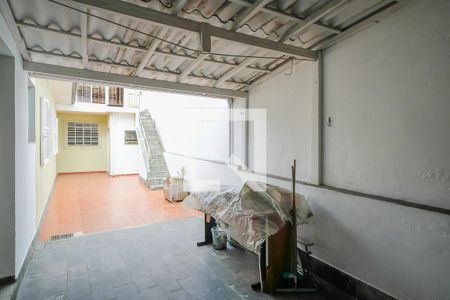 Casa à venda com 196m², 3 quartos e 4 vagasQuintal