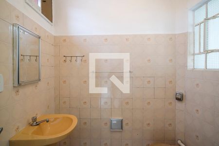 Casa à venda com 196m², 3 quartos e 4 vagasBanheiro edícula