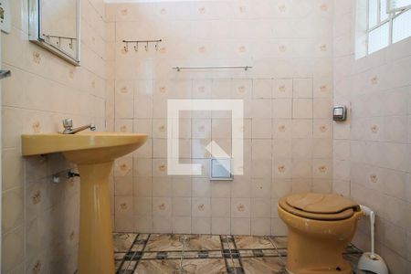 Casa à venda com 196m², 3 quartos e 4 vagasBanheiro edícula