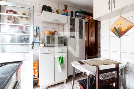 Casa à venda com 500m², 4 quartos e 4 vagasCozinha 2