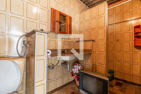 Casa à venda com 500m², 4 quartos e 4 vagasÁrea de Serviço 1 - Banheiro