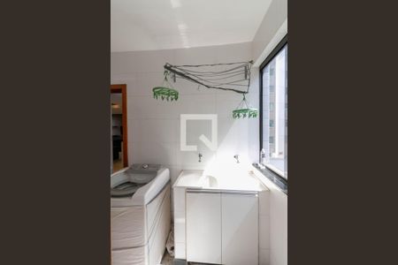 Apartamento para alugar com 109m², 3 quartos e 3 vagas Apartamento para alugar com 109m², 3 quartos e 3 vagasÁrea de Serviço