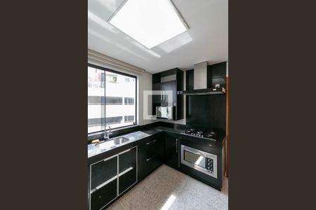Apartamento para alugar com 109m², 3 quartos e 3 vagas Apartamento para alugar com 109m², 3 quartos e 3 vagasCozinha