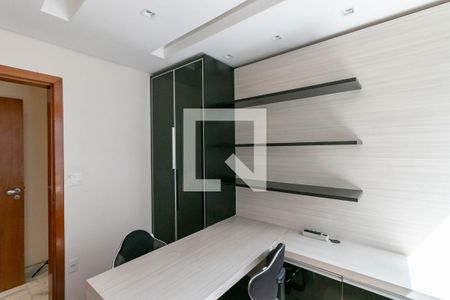 Quarto 1 de apartamento para alugar com 3 quartos, 109m² em Grajaú, Belo Horizonte