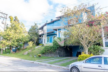 Casa à venda com 412m², 5 quartos e 4 vagasFachada