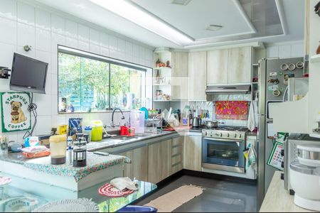 Casa à venda com 412m², 5 quartos e 4 vagasCozinha