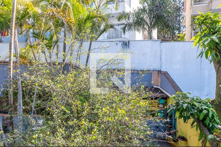 Casa à venda com 412m², 5 quartos e 4 vagasVista do Quarto 2