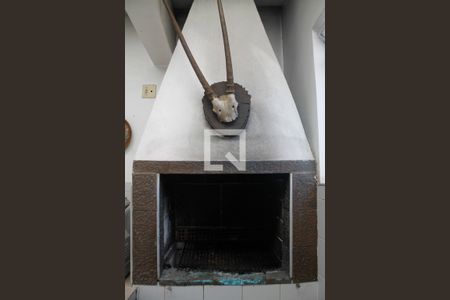 Casa à venda com 392m², 4 quartos e 8 vagas Casa à venda com 392m², 4 quartos e 8 vagasChurrasqueira