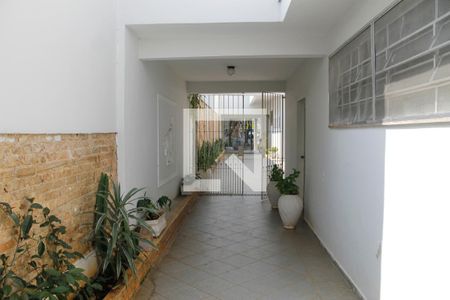 Casa à venda com 392m², 4 quartos e 8 vagas Casa à venda com 392m², 4 quartos e 8 vagasQuintal